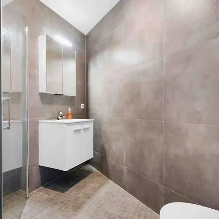 Free Parking. Central. Comfy Beds. Quiet Located. Apartament Tromsø